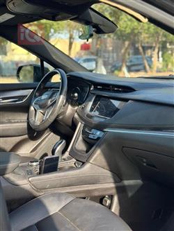كاديلاك XT5